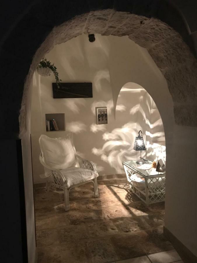 Вилла Trulli Domus Petra Альберобелло Экстерьер фото